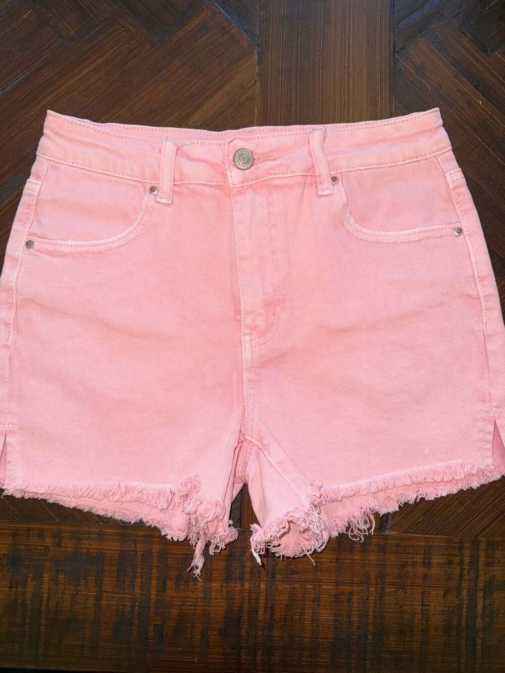 Zenana DMP-1843A High-Rise Pink Frayed Hem Denim Shorts